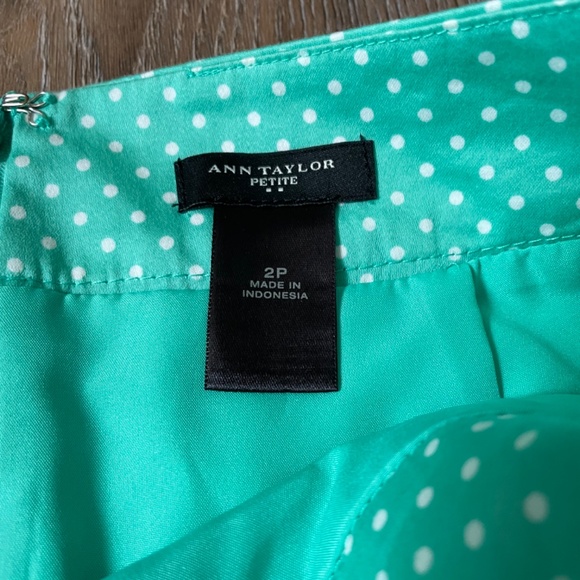 Seafoam green pencil skirt - Picture 2 of 3